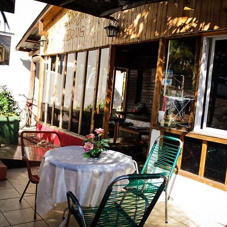 Krieger Haus Vandrerhjem Puerto Iguazú Eksteriør bilde